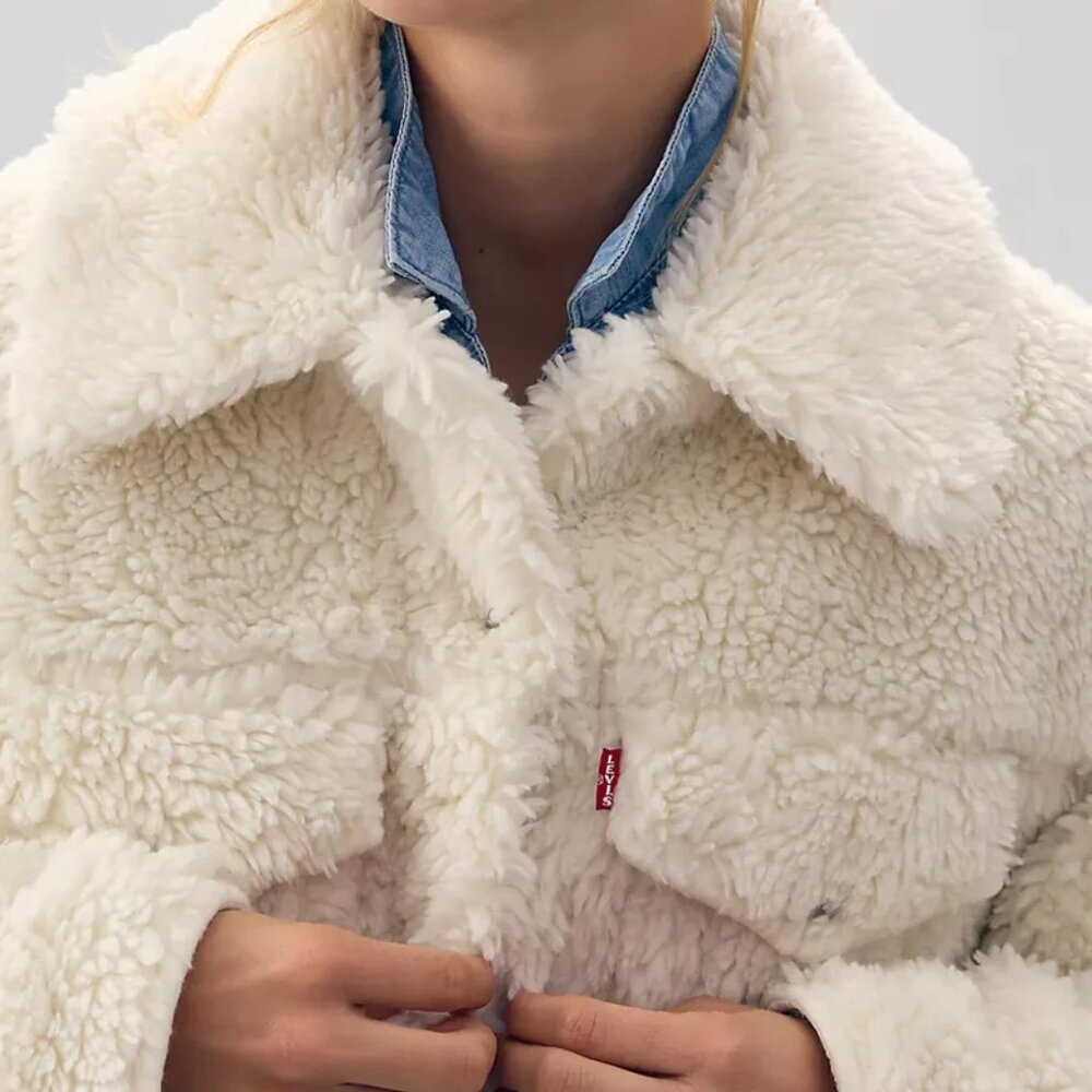 Levi's Sherpa Jacket - Picture 2 of 2